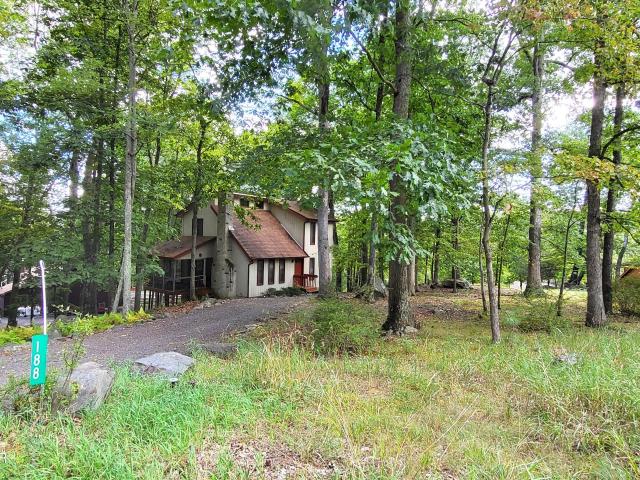188 Radcliff Rd, Bushkill, PA 18324 | MLS #PM 137790