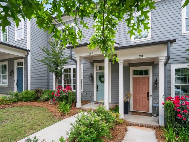 188 Thomas Green Boulevard