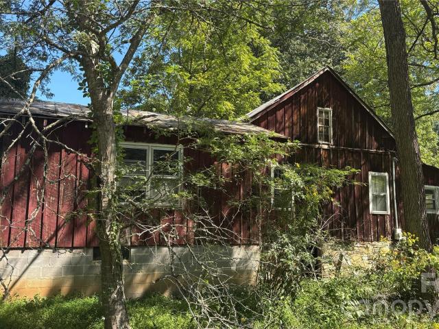 188 Velvis Hollifield Road