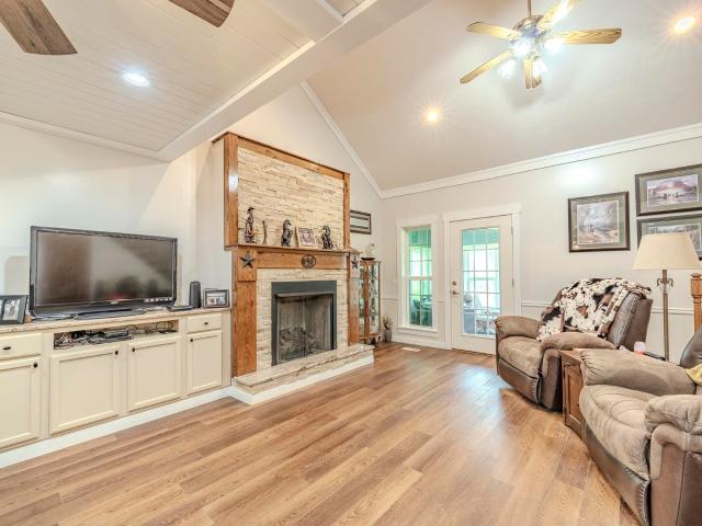 1896 purdy beauty hill rd