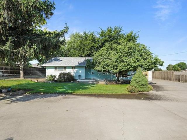 1897 NW 11th St, Hermiston, OR 97838