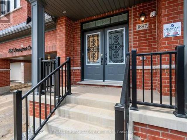 1897 Passionfruit Grove, Pickering, ON, L1Y 0B4 house for sale | Listing ID E13862 | Royal LePage