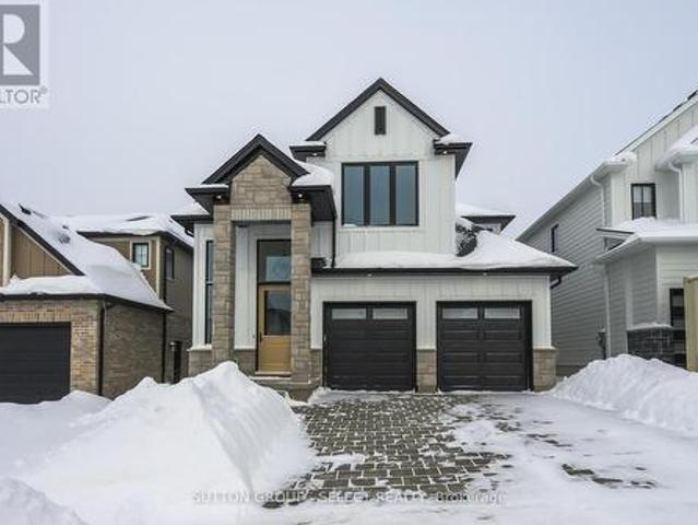 1898 Fountain Grass Drive, London South B, ON, N6K 0M2 house for sale | Listing ID X12737 | Royal LePage
