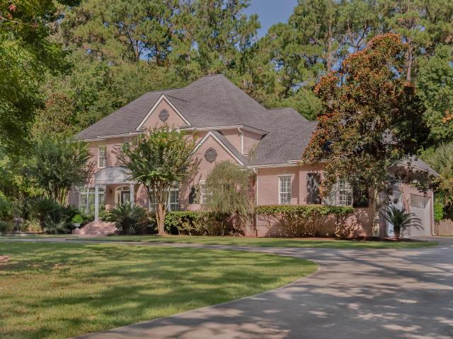 1890 Cherokee Rose Circle