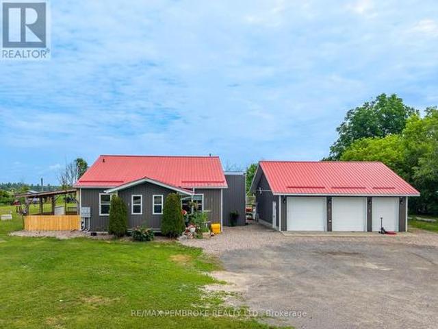 1890 Queensline Road, Whitewater Region, ON, K0J 1V0 house for sale | Listing ID X13526 | Royal LePage