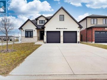 London, Ontario - Fireplace, Parking