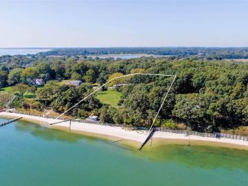 189 Old Harbor Rd, New Suffolk, NY 11956 | MLS #L3513
