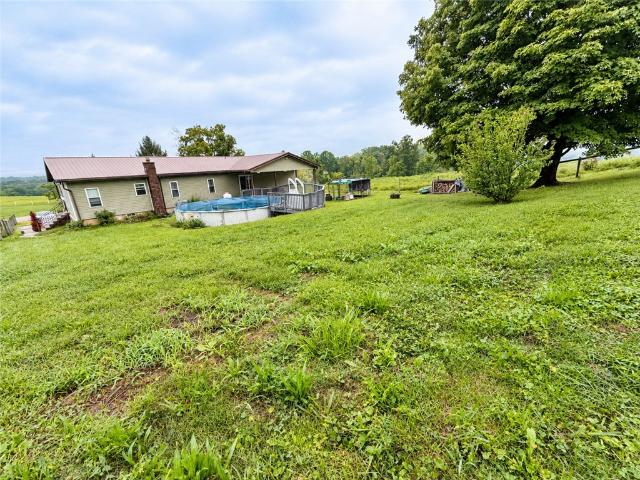 189 Lake Lynn Rd