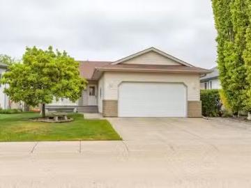 189 Lampard Crescent, Red Deer, AB, T4R 2W6 house for sale.