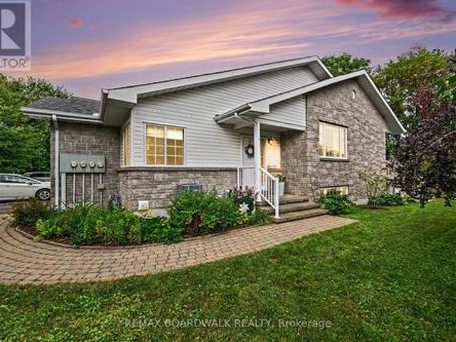 189 Rivington Street, Ottawa, ON, K0A 1L0 house for sale | Listing ID X13706 | Royal LePage