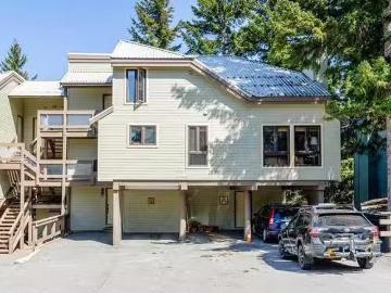 18 6125 Eagle Drive, Whistler, BC, V8E 0W3 townhouse for sal.