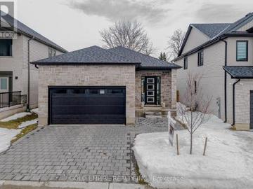 18 7966 Fallon Drive, Lucan Biddulph Granton, ON, N0M 1V0 house for sale | Listing ID X13128 | Royal LePage