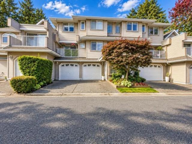 18 8289 A Street, Surrey, BC, V3W 1G6 townhouse for sale | Listing ID R3171 | Royal LePage