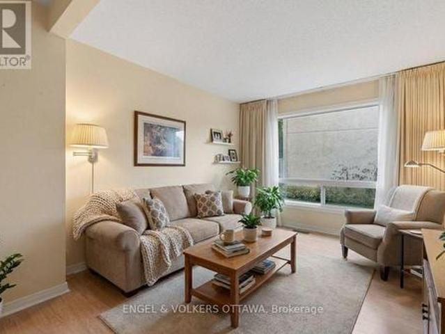 18 1280 Cahill Drive, Ottawa, ON, K1V 9R1 townhouse for sale | Listing ID X14111 | Royal LePage