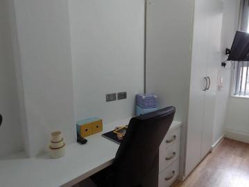 18 20 Albion Street, Leicester LE1 4 bed flat to rent £2,357 pcm £544 pw