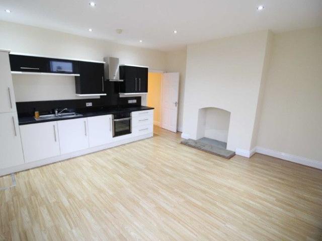 18 20 Berry Lane, Longridge