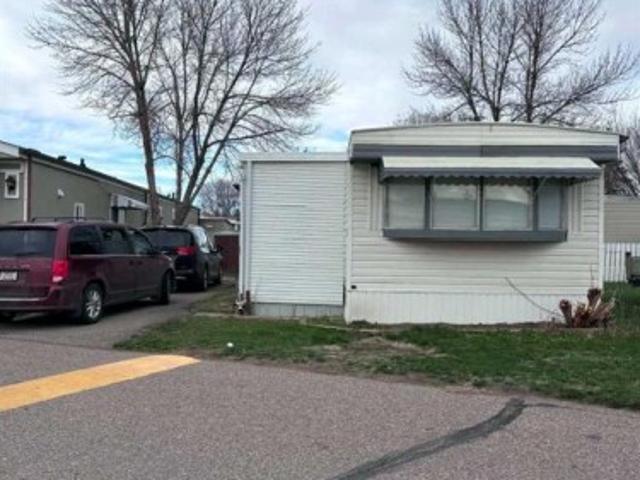 18 230 Street North, Lethbridge, AB, T1H 4E8 house for sale | Listing ID A2321 | Royal LePage