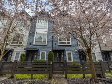 Greater Vancouver - Patio, Parking, Equipped kitchen