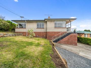 18 teering rd, berriedale