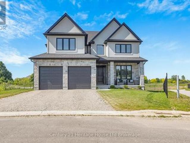 18 Thompson Court, Tillsonburg, ON, N4G 0G3 house for sale | Listing ID X13414 | Royal LePage