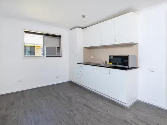 1/8 Thompson Street, Deception Bay, QLD 4508