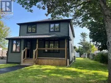 18 Third Avenue, Grand Falls Windsor, NL, A2A 1E4 house for.