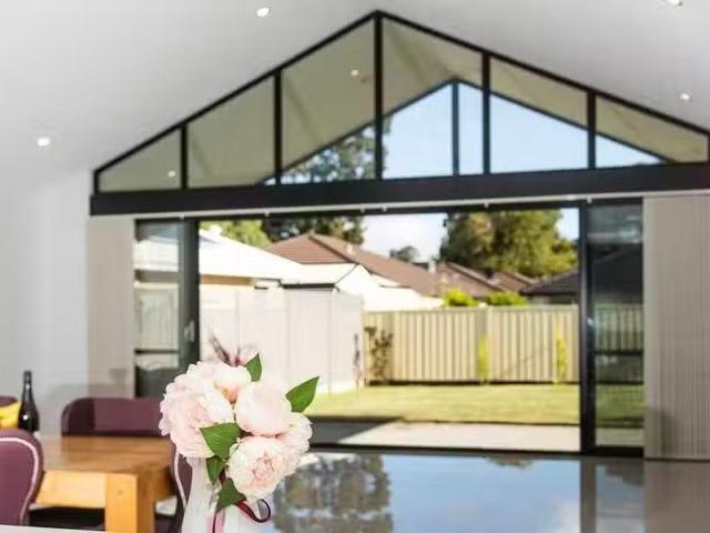 18 Toorak Road, Rivervale, WA 6103