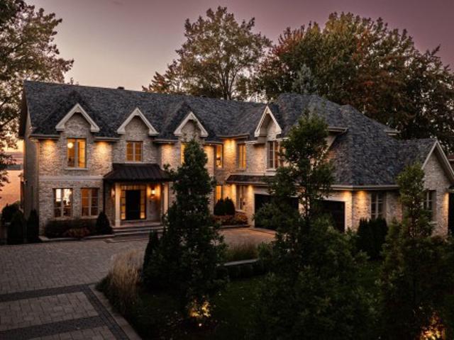 18 Tsse Pagé, Montréal L'Île Bizard/Sainte Geneviève, QC, H9E 1N7 Luxury House for sale | Listing ID 13142 | Royal LePage Carriage Trade Luxury Properties