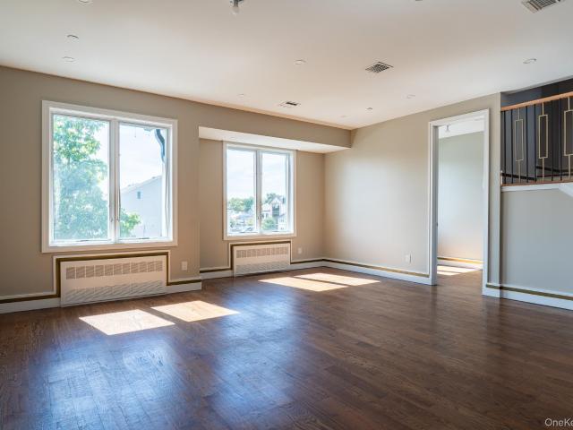 18 Twin Avenue 304