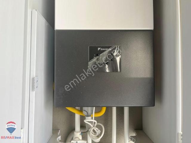 18 Ulukentte Ebeveyn Banyolu Site İçi 2+1 Satılık Daire