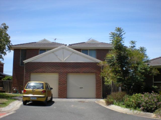 18 Village Avenue Taylors Lakes