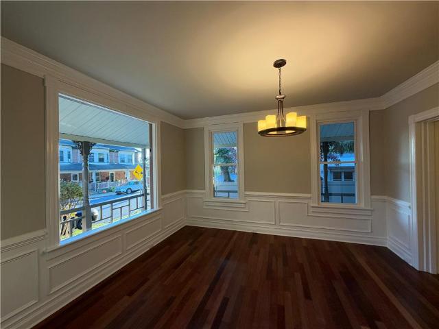 18 W Center Street