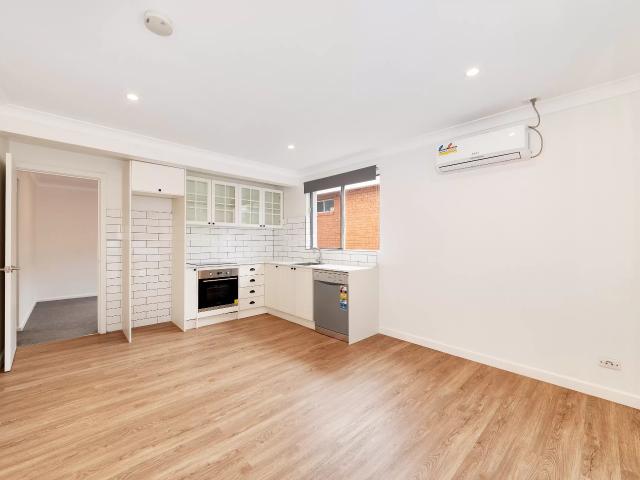 1/8 Wallace Street, Waverley 1/8 Wallace Street Waverley, Australia