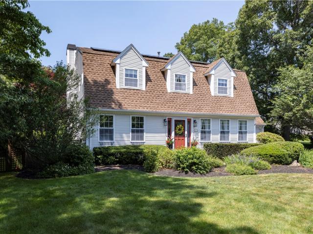 18 Watch Hill Way