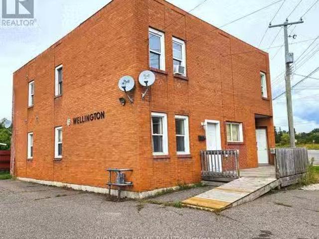18 Wellington Street W, Sault Ste Marie West, ON, P6A 1H1.