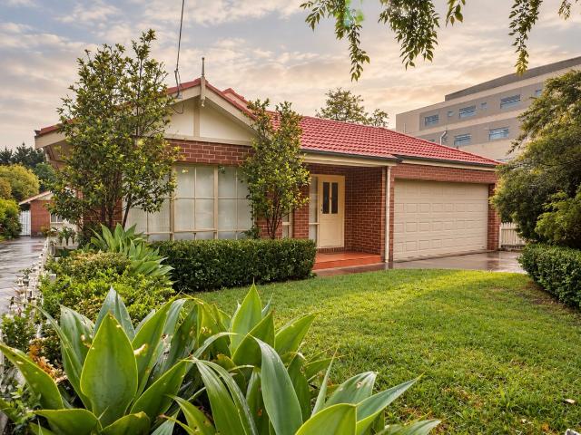 18 Wood Street, Nunawading