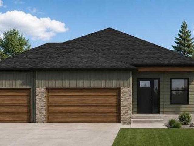 18 Woodland Drive, Steinbach, MB, R5G 2Z1 house for sale | Listing ID 202622 | Royal LePage