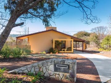 18 Wyatt Place, Torrens ACT 2607, Australia