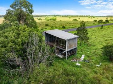 18 Acre Opportunity