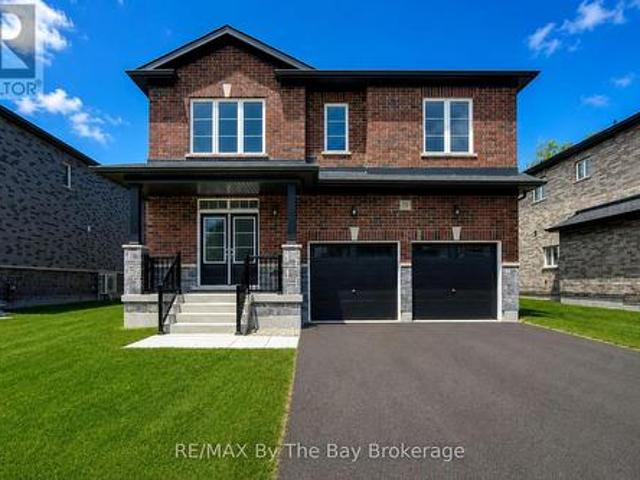 18 Amber Drive, Wasaga Beach, ON, L9Z 0R9 house for sale | Listing ID S13457 | Royal LePage