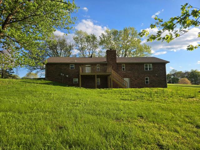 18 Ash Drive
