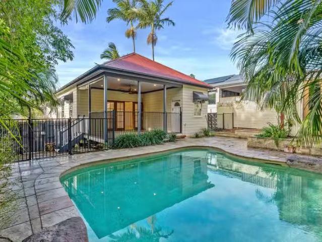 18 Apollo Road, BULIMBA, QLD 4171 House for Rent