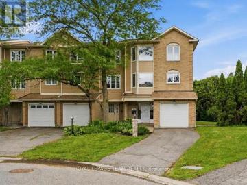 18 Arbordale Crescent, Ottawa, ON, K2G 5C6 house for sale | Listing ID X13456 | Royal LePage