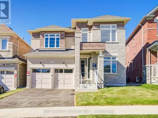 18 Art Leech Drive, Richmond Hill, ON, L4E 1P1 house for lease | Listing ID N13831 | Royal LePage