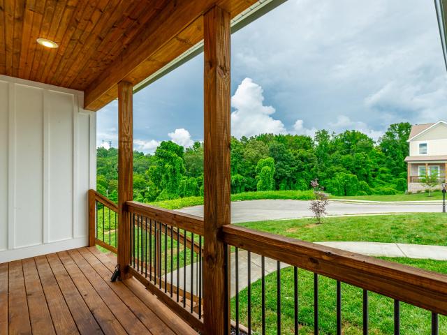 18 Battle Bluff Drive