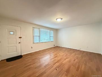 18 Bedford Ave, Monticello, NY 12701 | MLS #1007