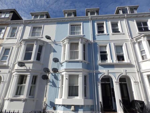 18 Bedroom Flat