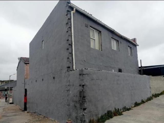 18 Bedroom House For Sale in Rocklands