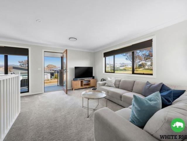 18 Bobac Street, Googong