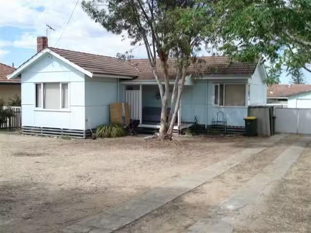 18 Bowden Terrace, KATANNING, WA 6317 House for Rent